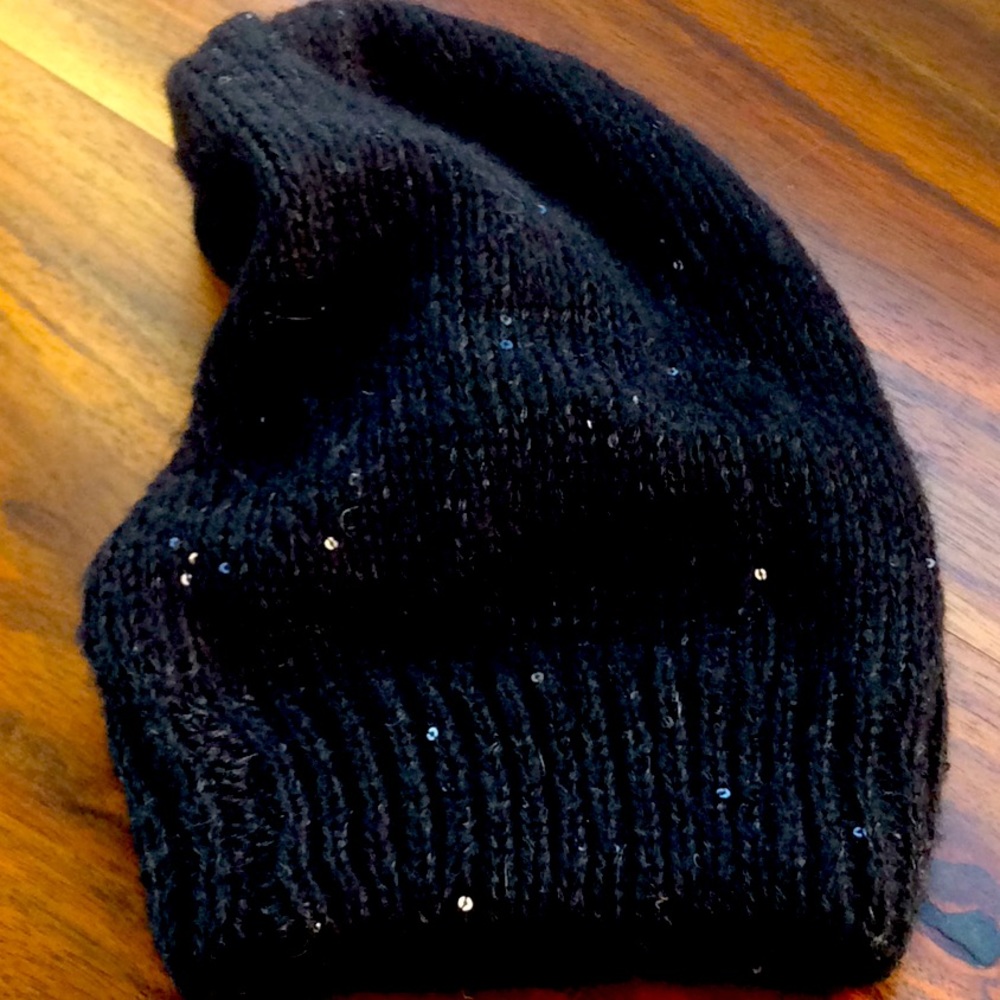 Black sparkly beanie
